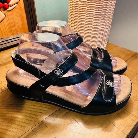 Romika Shoes - Romika Black Women's Sandals with Bejeweled Floral Accent Size 39/US 8-8.5